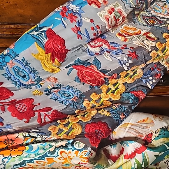 JOHNNY WAS DREAMER PRINT REVERSIBLE SILK  KIMONO W/EMBROIDERY SZ. MD! - Picture 10 of 16